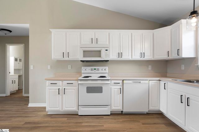 411 Portifino Court, Boiling Springs, SC 29316