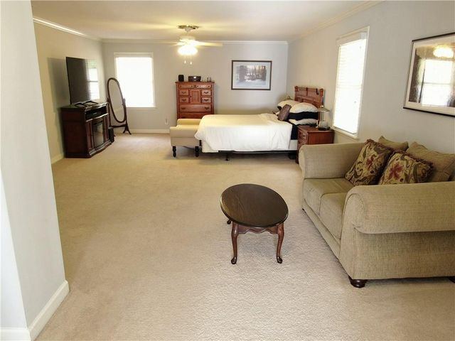 5025 Greentree Trail, South Fulton, GA 30349