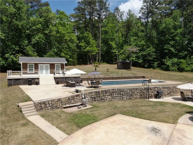 5025 Greentree Trail, South Fulton, GA 30349