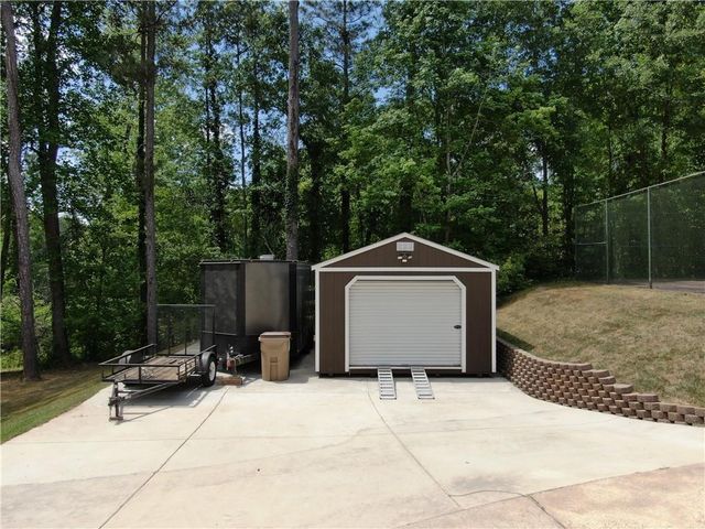 5025 Greentree Trail, South Fulton, GA 30349