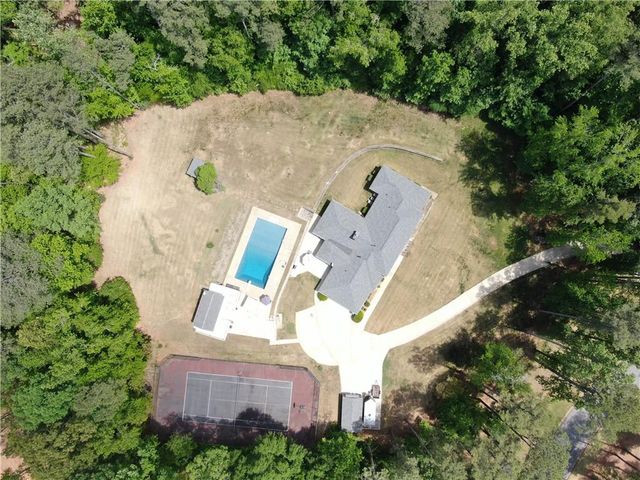 5025 Greentree Trail, South Fulton, GA 30349