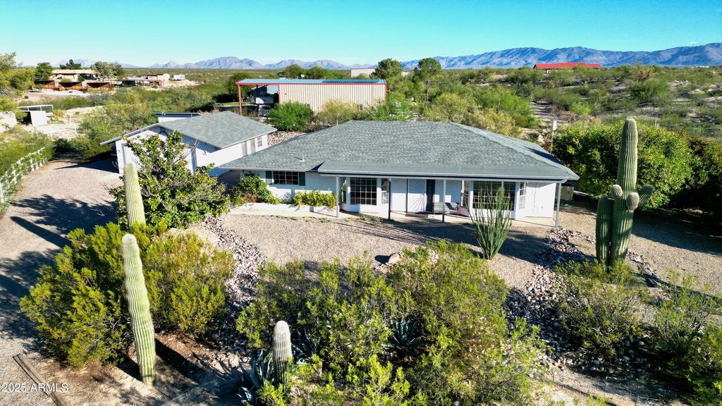 35155 S TURTLE CREEK Road, Wickenburg, AZ 85390 — photo 2