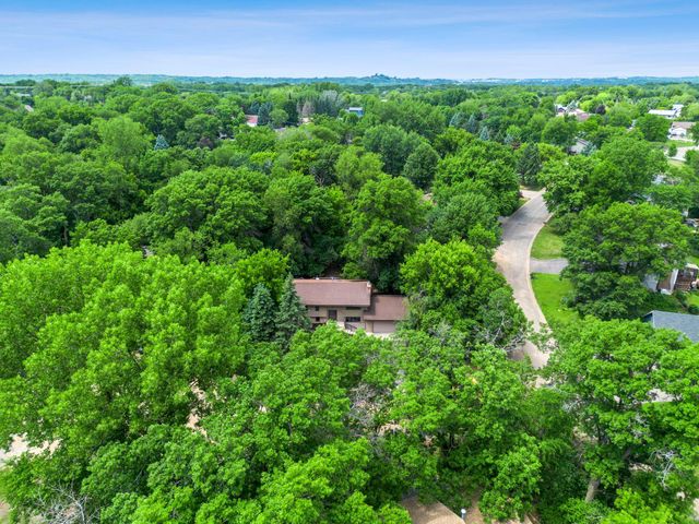 17595 Italy Court, Lakeville, MN 55044