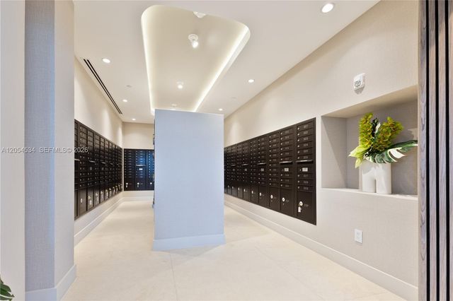 700 NE 24th St 4101, Miami, FL 33137