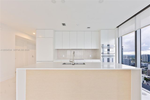 700 NE 24th St 4101, Miami, FL 33137