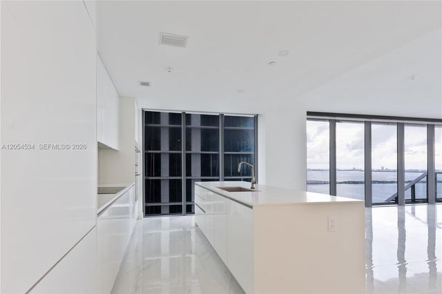 700 NE 24th St 4101, Miami, FL 33137