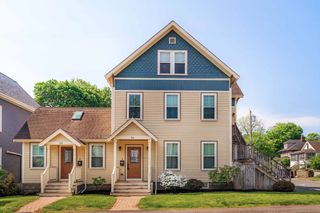 26 Maple St B, Stoneham, MA 02180