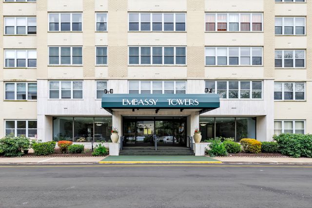 2625 Park Avenue 5S, Bridgeport, CT 06604