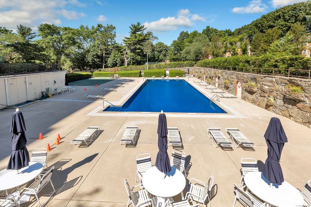 2625 Park Avenue 5S, Bridgeport, CT 06604