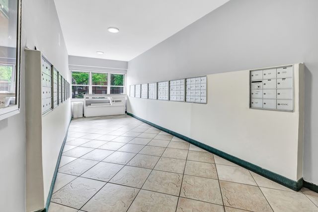 2625 Park Avenue 5S, Bridgeport, CT 06604