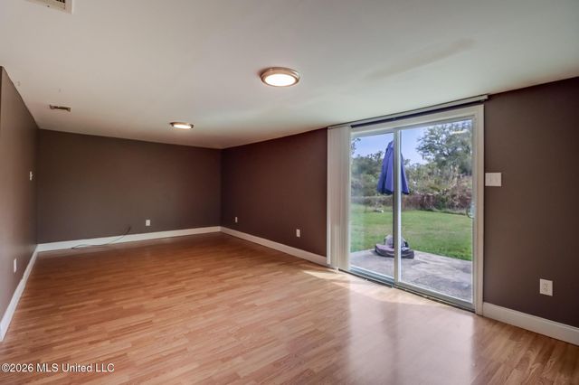 2012 Collins Boulevard, Gulfport, MS 39507