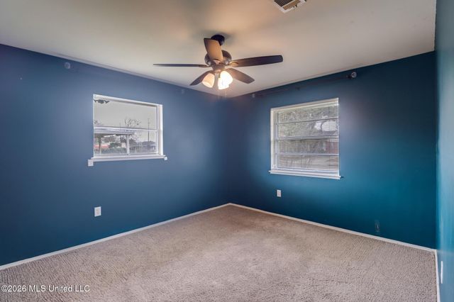 2012 Collins Boulevard, Gulfport, MS 39507