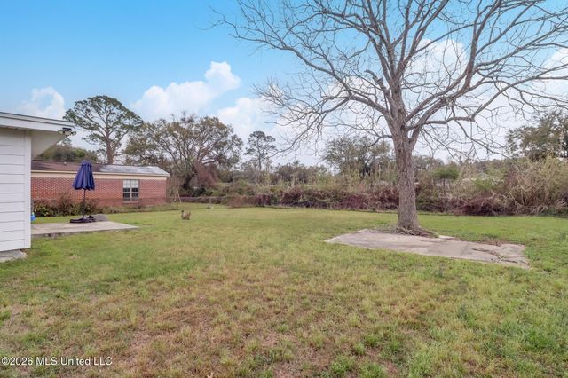 2012 Collins Boulevard, Gulfport, MS 39507