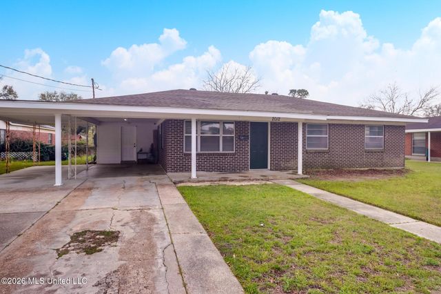 2012 Collins Boulevard, Gulfport, MS 39507