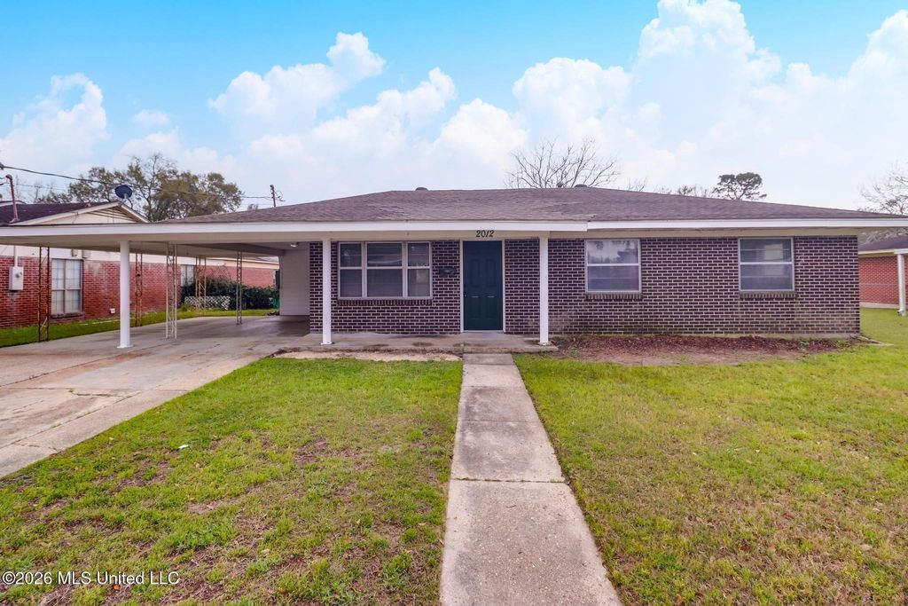 2012 Collins Boulevard, Gulfport, MS 39507