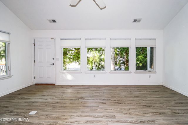 511 Conifer Drive, Forked River, NJ 08731