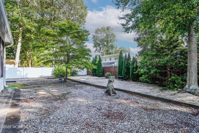 511 Conifer Drive, Forked River, NJ 08731
