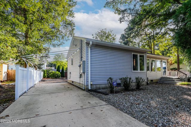 511 Conifer Drive, Forked River, NJ 08731