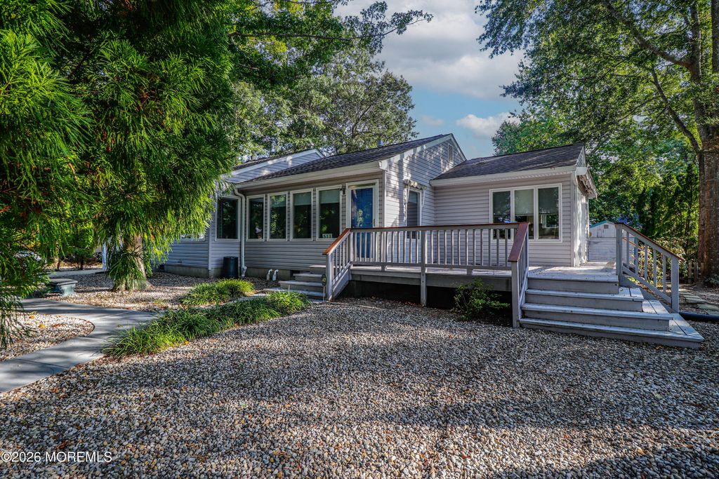 511 Conifer Drive, Forked River, NJ 08731