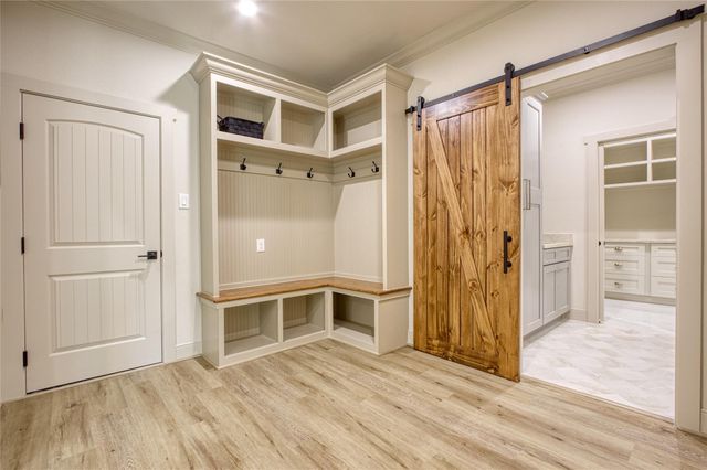 10502 Greenbriar Drive, Plantersville, TX 77363