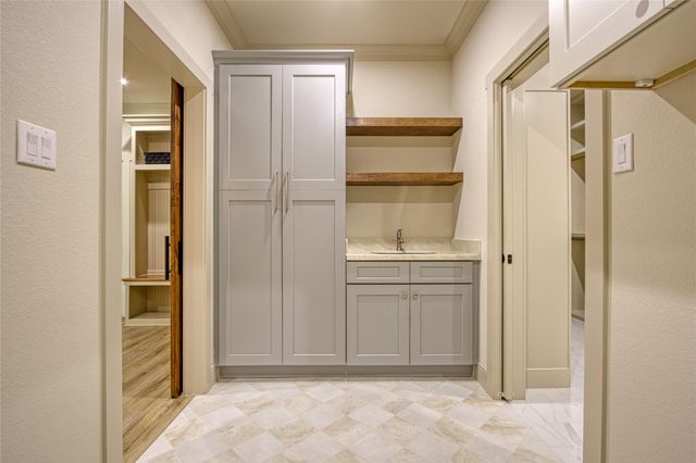 10502 Greenbriar Drive, Plantersville, TX 77363