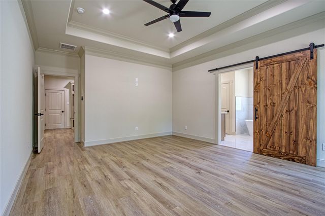 10502 Greenbriar Drive, Plantersville, TX 77363