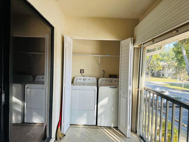 9875 Pineapple Tree Drive 205, Boynton Beach, FL 33436