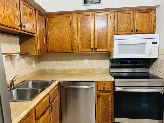 9875 Pineapple Tree Drive 205, Boynton Beach, FL 33436