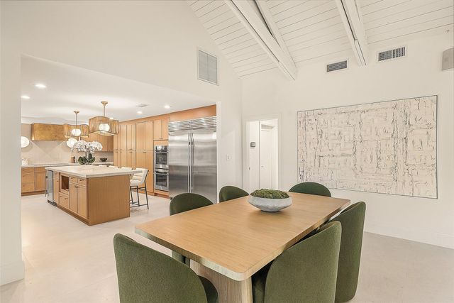 4877 Pineview Circle, Delray Beach, FL 33445