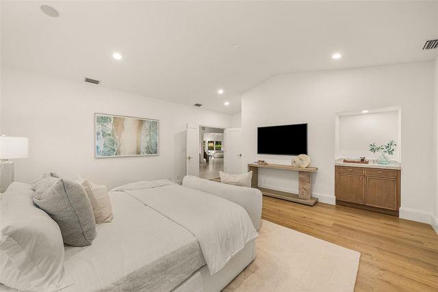 4877 Pineview Circle, Delray Beach, FL 33445