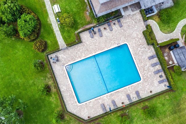 4877 Pineview Circle, Delray Beach, FL 33445