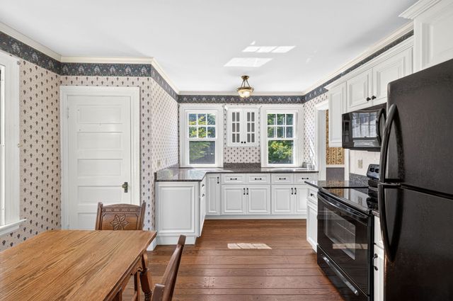 21 Grant St, North Attleboro, MA 02760