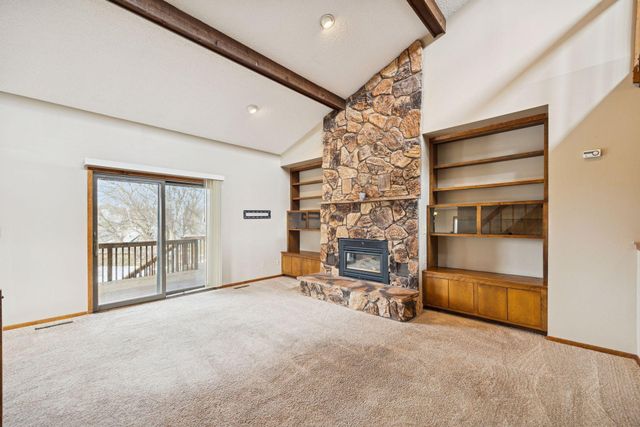 3423 Chalet Drive NW, Rochester, MN 55901