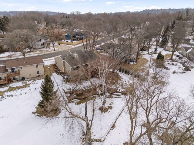 3423 Chalet Drive NW, Rochester, MN 55901