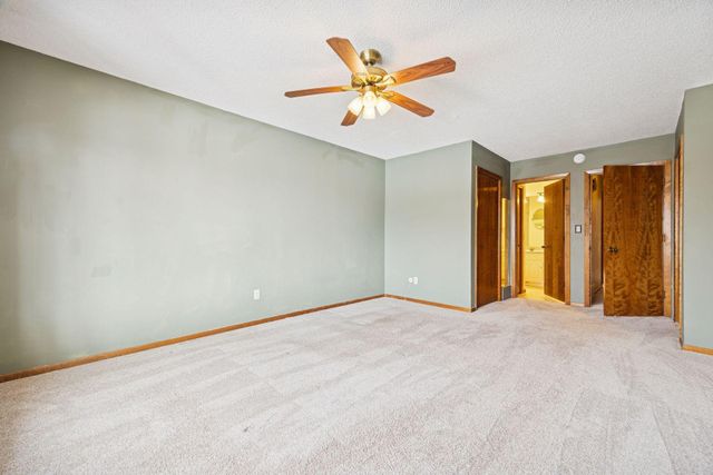 3423 Chalet Drive NW, Rochester, MN 55901