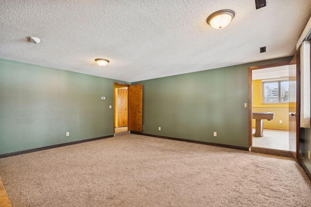 3423 Chalet Drive NW, Rochester, MN 55901