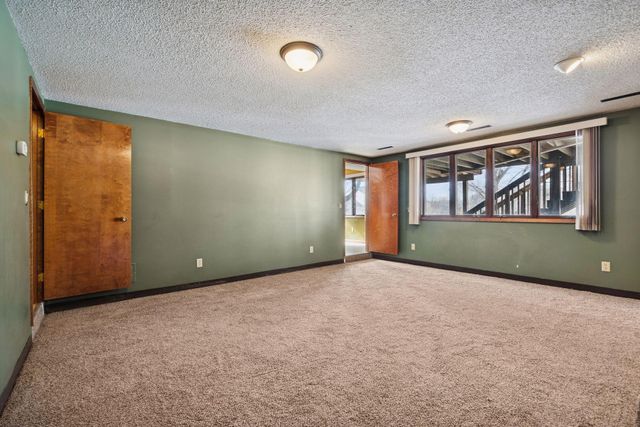 3423 Chalet Drive NW, Rochester, MN 55901