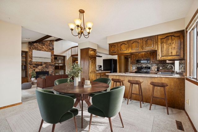 3423 Chalet Drive NW, Rochester, MN 55901