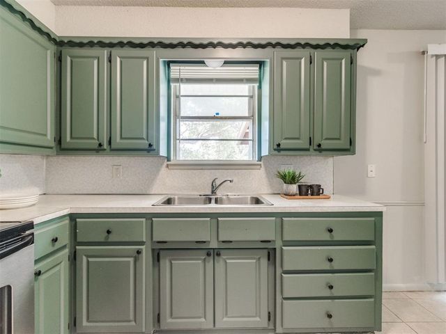 1205 E Madison Street, Oklahoma City, OK 73111