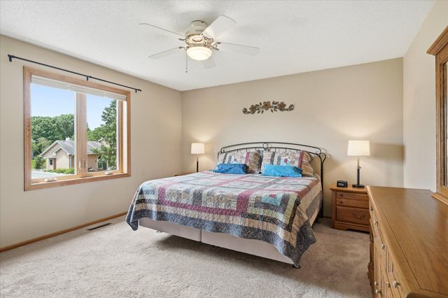 12140 Jonquil Street NW, Coon Rapids, MN 55433