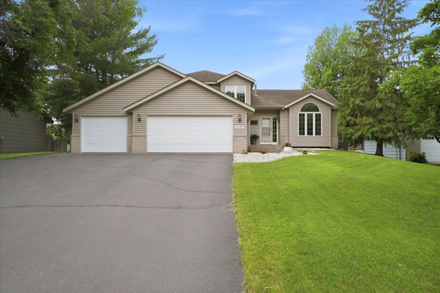 12140 Jonquil Street NW, Coon Rapids, MN 55433
