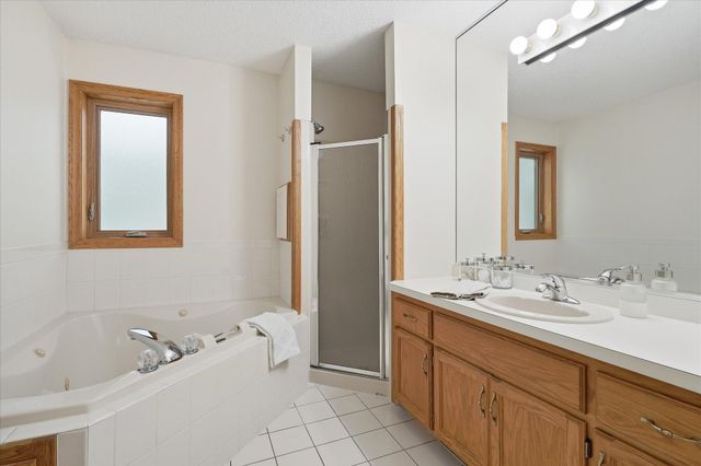 12140 Jonquil Street NW, Coon Rapids, MN 55433