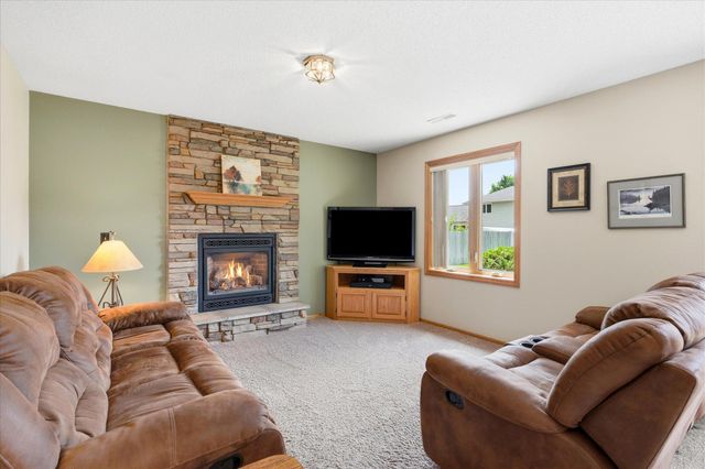 12140 Jonquil Street NW, Coon Rapids, MN 55433