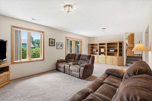12140 Jonquil Street NW, Coon Rapids, MN 55433