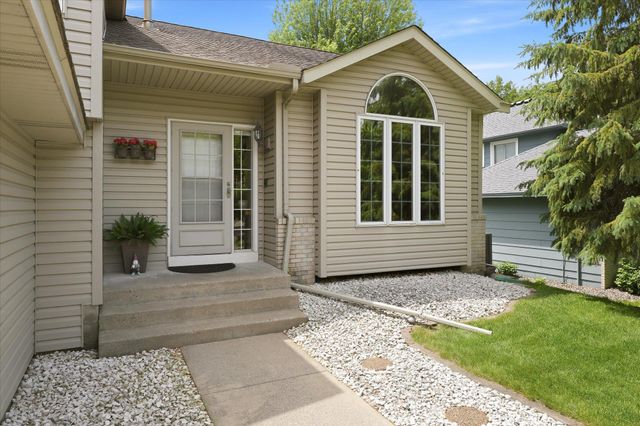 12140 Jonquil Street NW, Coon Rapids, MN 55433
