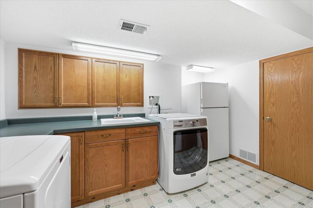 12140 Jonquil Street NW, Coon Rapids, MN 55433