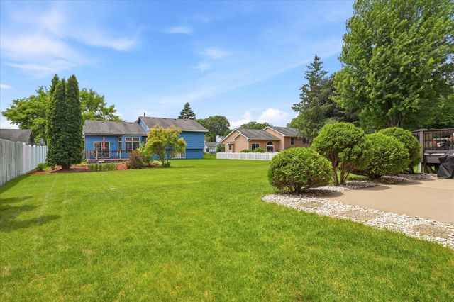 12140 Jonquil Street NW, Coon Rapids, MN 55433
