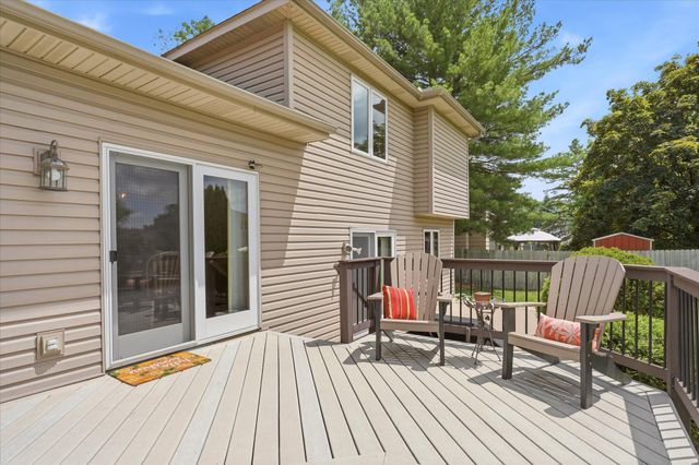 12140 Jonquil Street NW, Coon Rapids, MN 55433