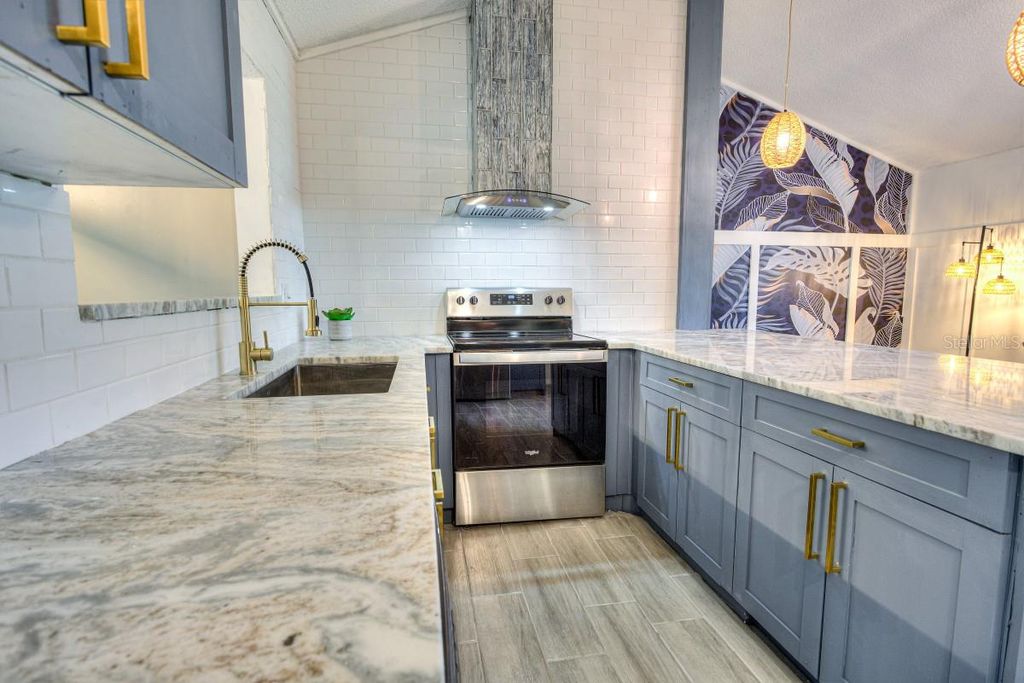 Image 6 of property listing at 26 FILLMORE LANE, Palm Coast, FL 32137