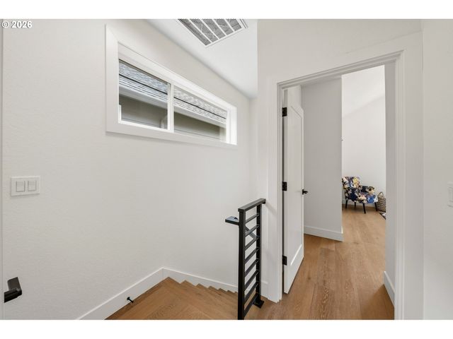 3992 Ne 35TH Ave, Portland, OR 97212